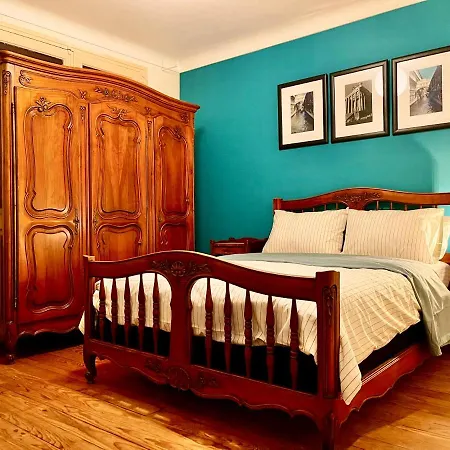 Private & Bath Homestay szállás