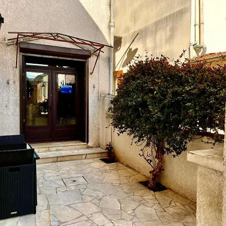 Privatunterkunft Private & Bath