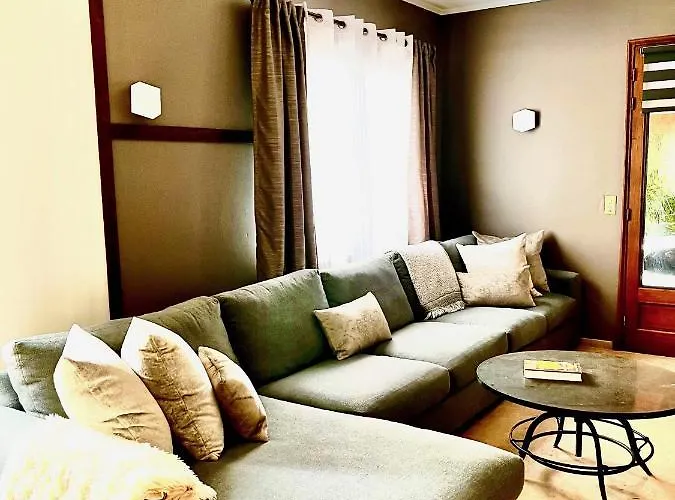 Private & Bath 홈스테이 *